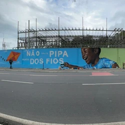 A obra foi feita pela equipe do artista capixaba Hiago Silva e ficou pronta nesta segunda-feira (22) após uma semana de muito trabalho que envolveu diversas técnicas e muita tinta