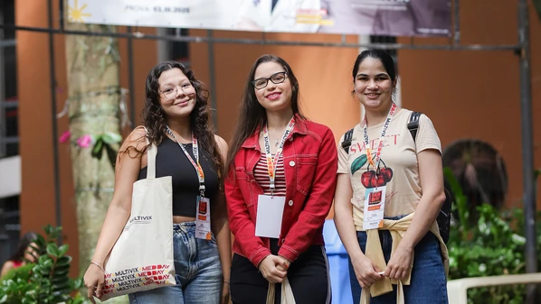 A programação do evento combinou palestras rápidas com conversas sobre a profissão e a vida acadêmica. Também teve oficinas práticas e informações sobre o Vestibular de Medicina 2026 da instituição
