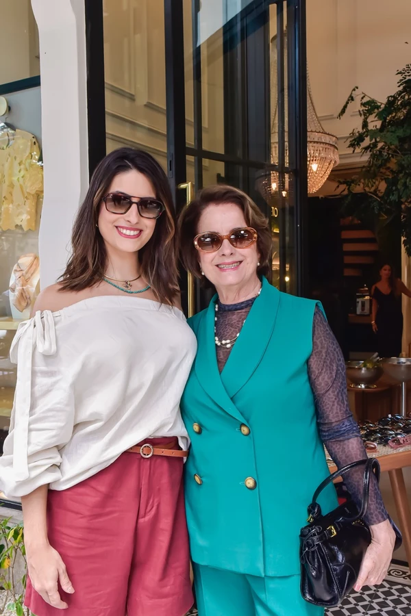 Ana Luiza Azevedo e Denise Azevedo