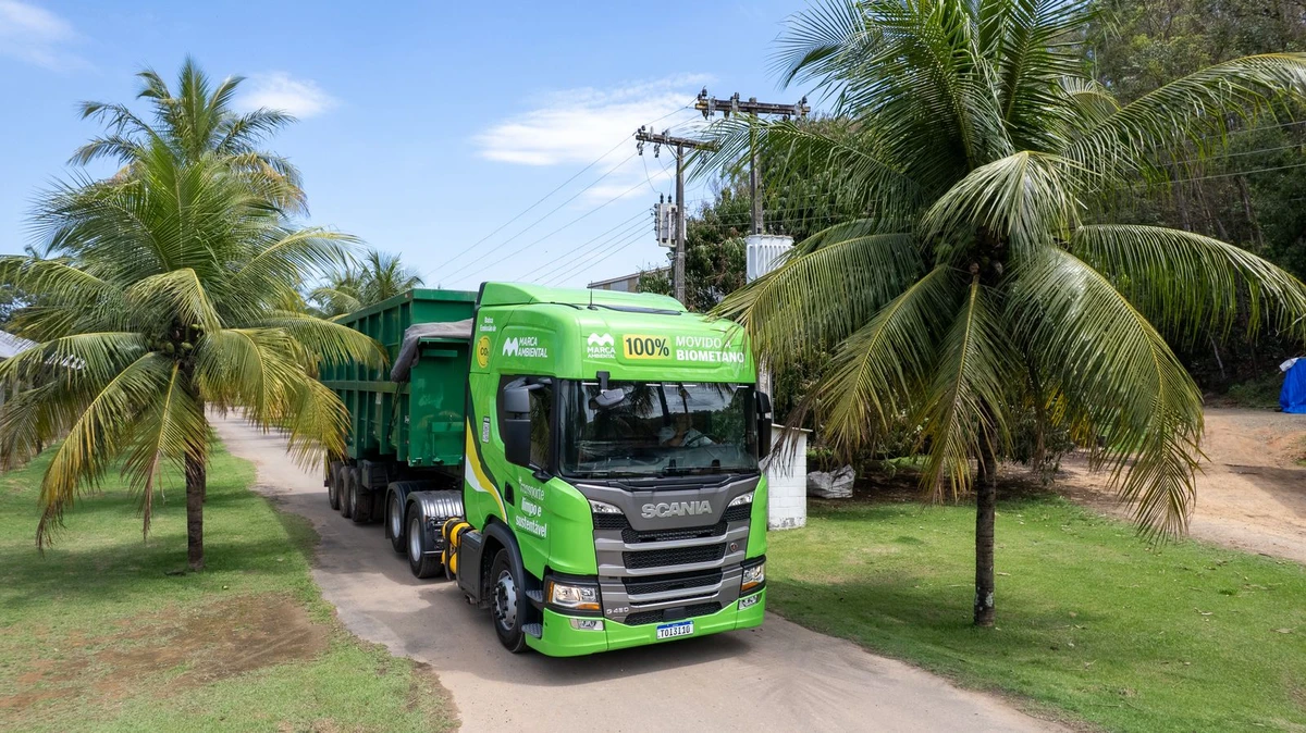 Caminhão da marca ambiental movido a biometano