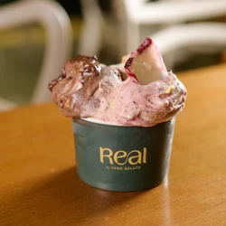 Real Gelateria - gelato copo G