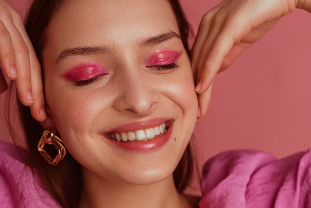 As cores inspiradas nas flores trazem delicadeza e frescor ao visual (Imagem: Victoria Fox | Shutterstock)