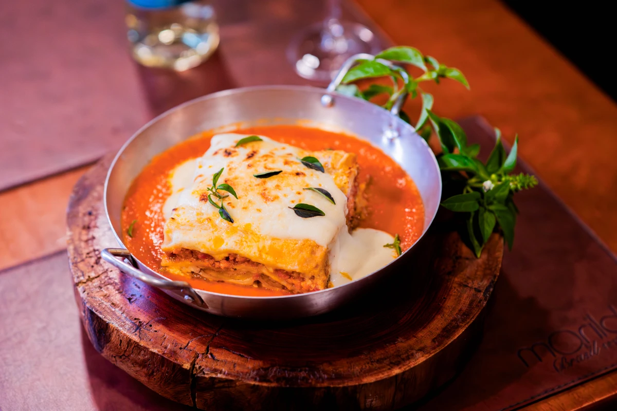Lasanha com banana da terra - Marilda Brasil Restaurante