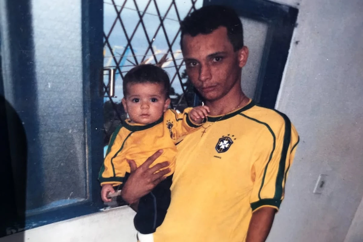 Leozinho  perdeu o pai aos 5 anos de idade
