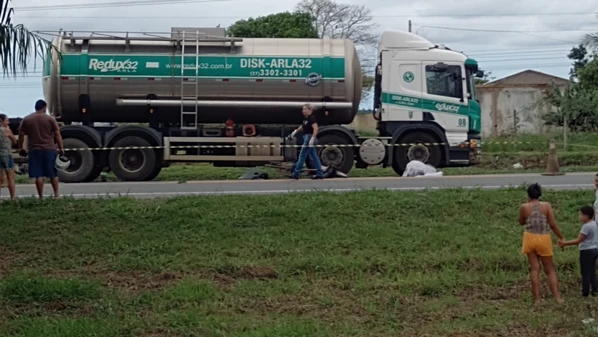 Acidente ocorreu na manhã desta quarta-feira (24), no km 166, e deixou o trânsito em sistema de “Pare e Siga”