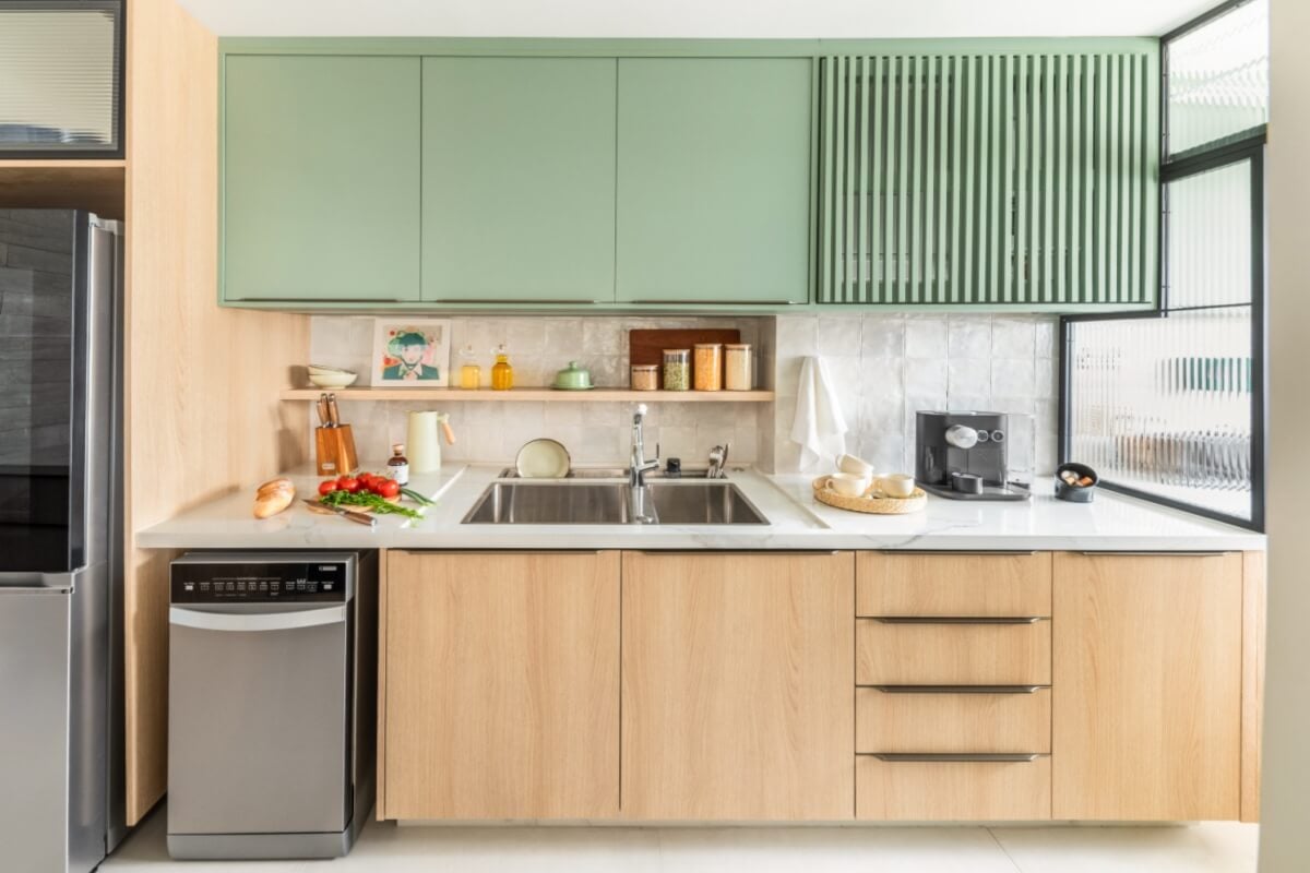 Alguns detalhes na cozinha ajudam a facilitar a rotina (Projeto: BMA Studio | Imagem: Guilherme Pucci)