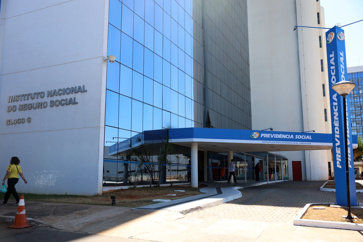 Prédio do Instituto Nacional do Seguro Social (INSS), Previdência Social