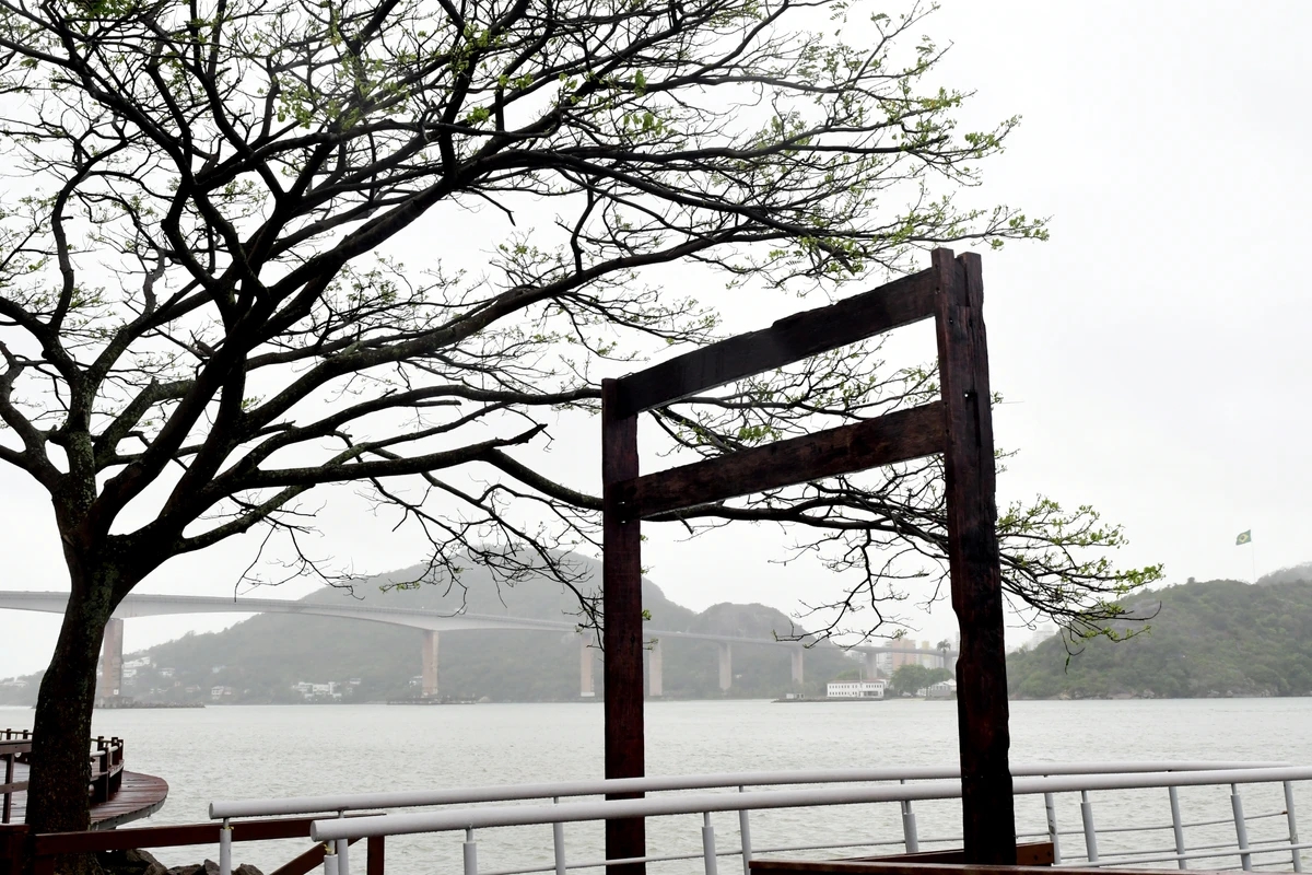 Tempo chuvoso em Vitória