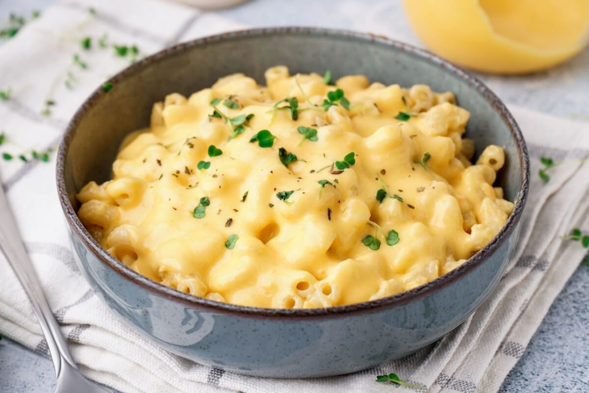 Mac and cheese supercremoso (Imagem: Pixel-Shot |  Shutterstock) 