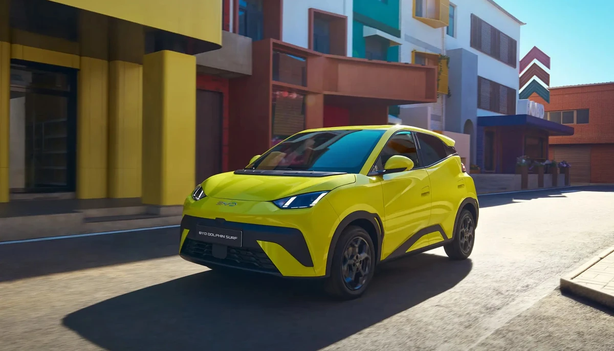 BYD Dolphin Surf