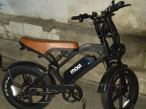 O suspeito confessou aos militares que revendia as bicicletas elétricas compradas de maneira irregular. Uma delas foi localizada em uma loja de veículos, na Serra.