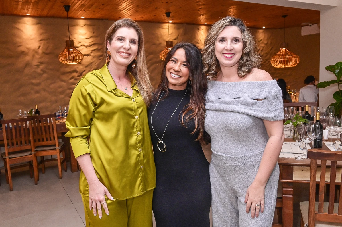 Tatiana Puppim, Adriana Lisboa e Roberta Girelli