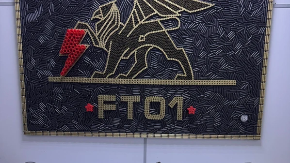 Segundo consta no boletim de ocorrência, Daniel da Silva, de 28 anos, apontou uma arma em direção a policiais da  Força Tática que  faziam patrulhamento na região; outro suspeito conseguiu fugir