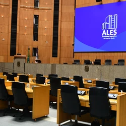 Nova tabela, segundo presidente da Ales, Marcelo Santos, busca valorizar trabalhadores com longa trajetória e passagem por cargos de confiança