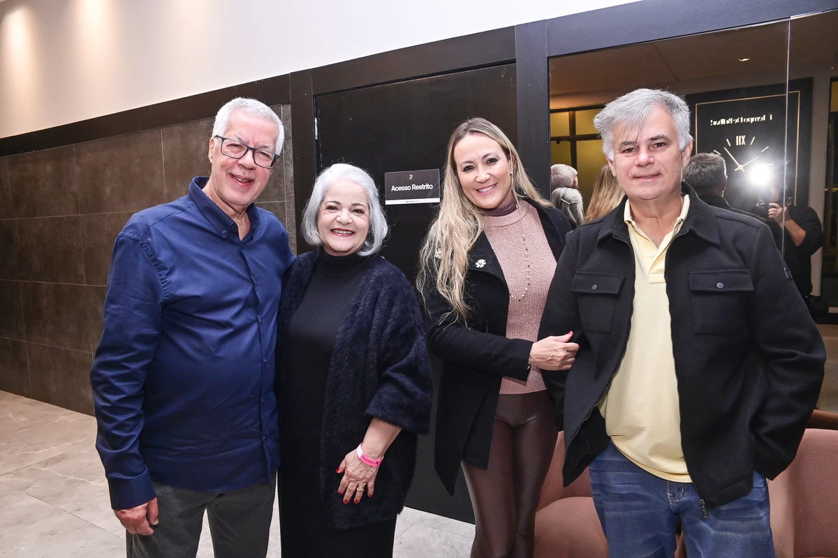 Darlene e Ewerton Schwab, Mariella Gottardi e Julio Cesar Oliveira