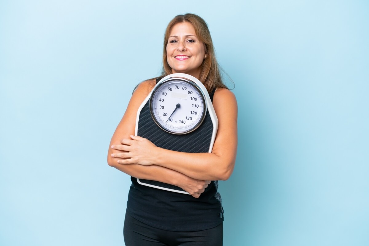 Um obstáculo menos conhecido, a  inflexibilidade metabólica pode dificultar o tratamento de emagrecimento (Imagem: Luis Molinero | Shutterstock) 