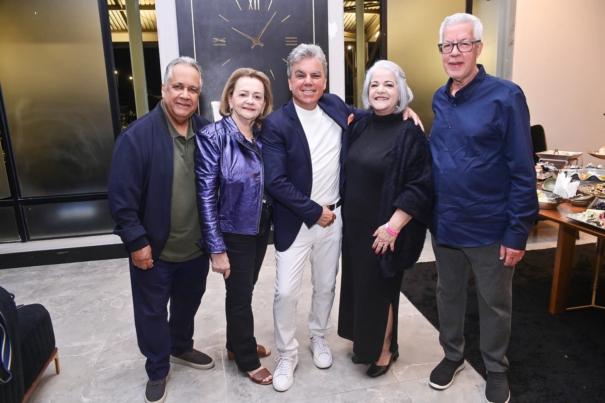 Jaime e Marta Abreu, Ivan Aguilar, Darlene e Ewerton Schwab