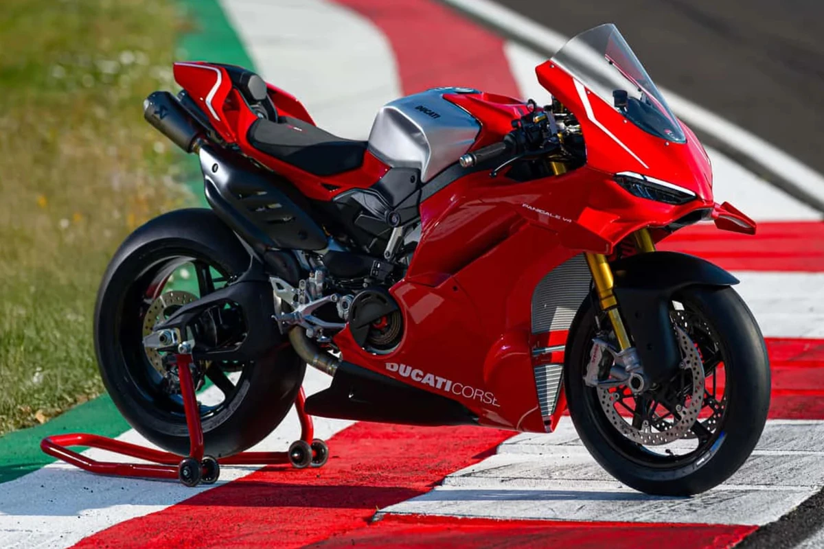  Ducati Panigale V4 R 2026