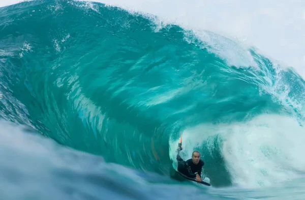 Vila Velha recebe a 2ª edição do Slab Bodyboarding Contest 2025