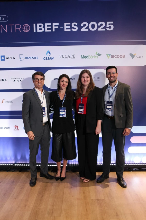 Alessandro Dadalto, Stephanie Paixão, Mariana  Simon e Pedro Dias