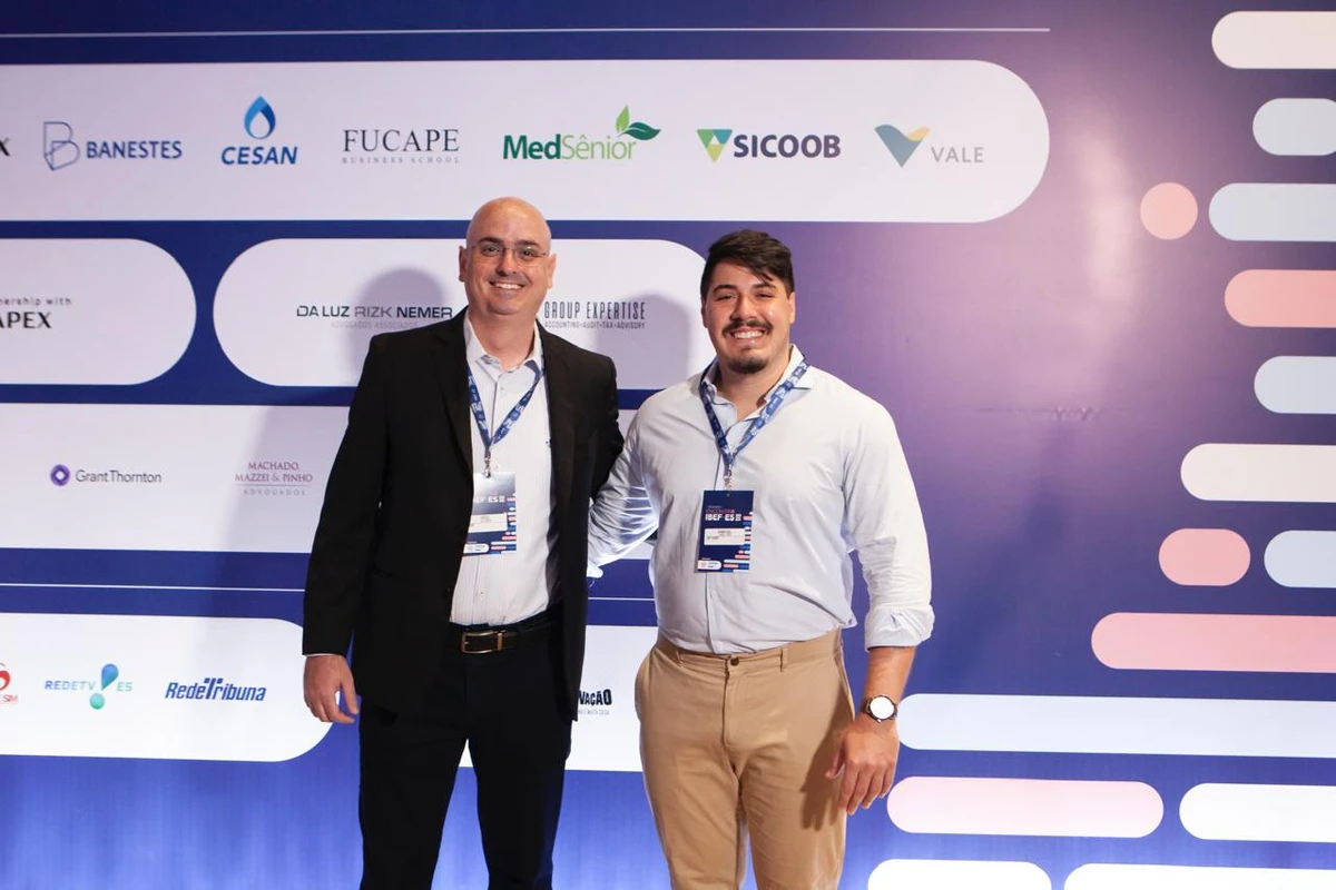 Azys Beirute e Gabriel Meira