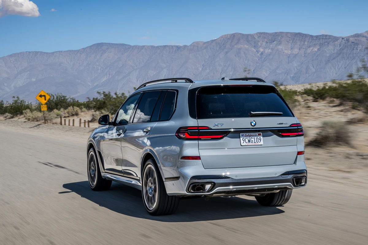BMW X7 surge com nova versão