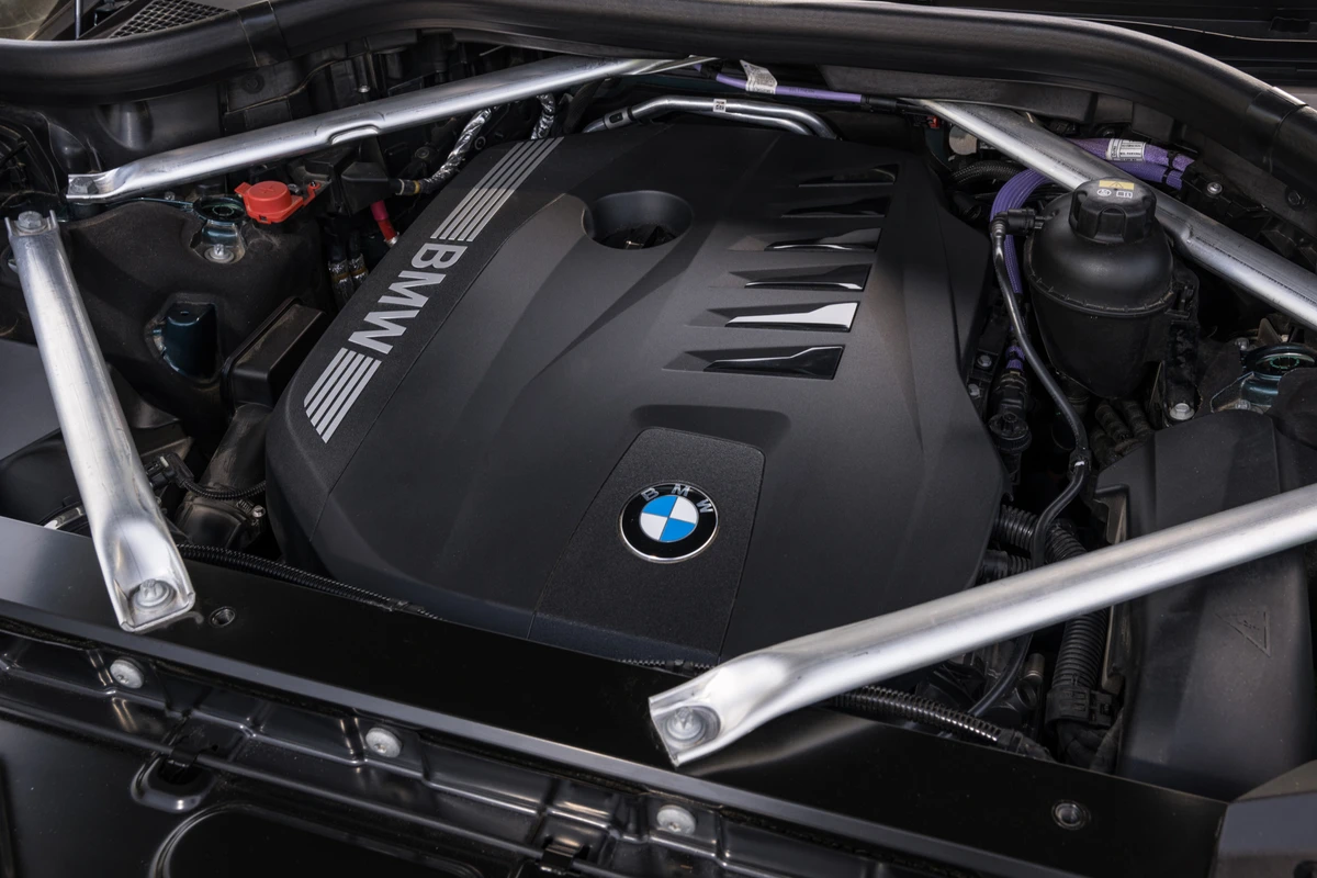 BMW X7 surge com nova versão