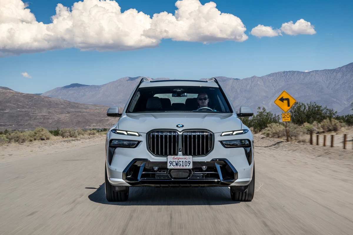 BMW X7 surge com nova versão
