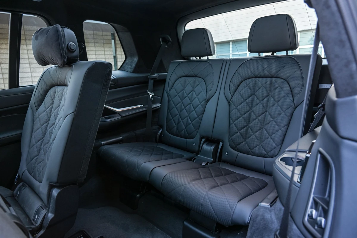 BMW X7 surge com nova versão