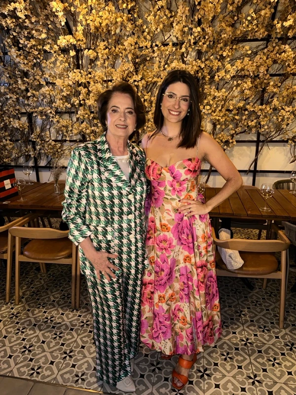 Denise e Ana Luiza Azevedo