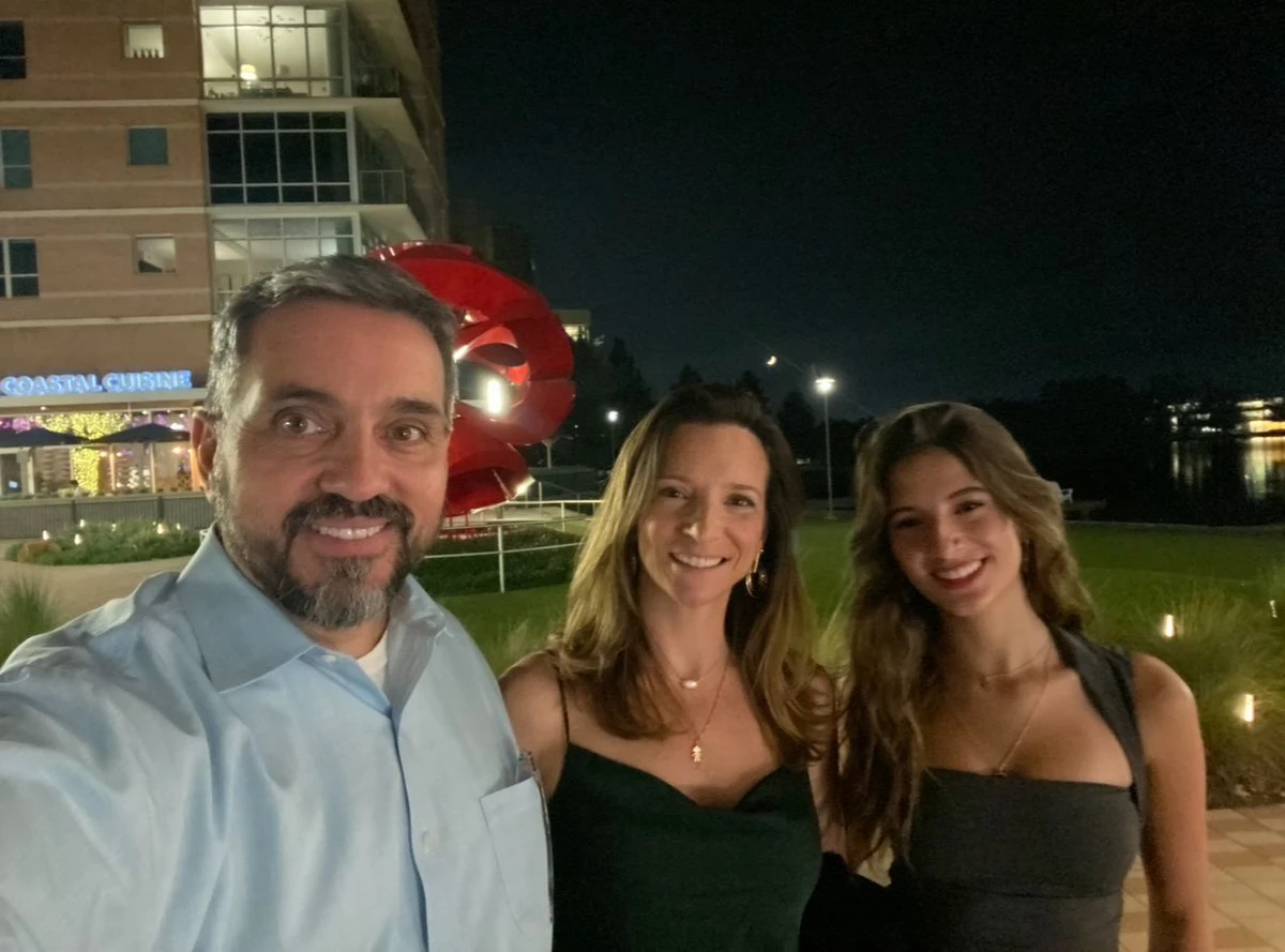 Jacqueline Rangel com a família em The Woodlands, no Texas