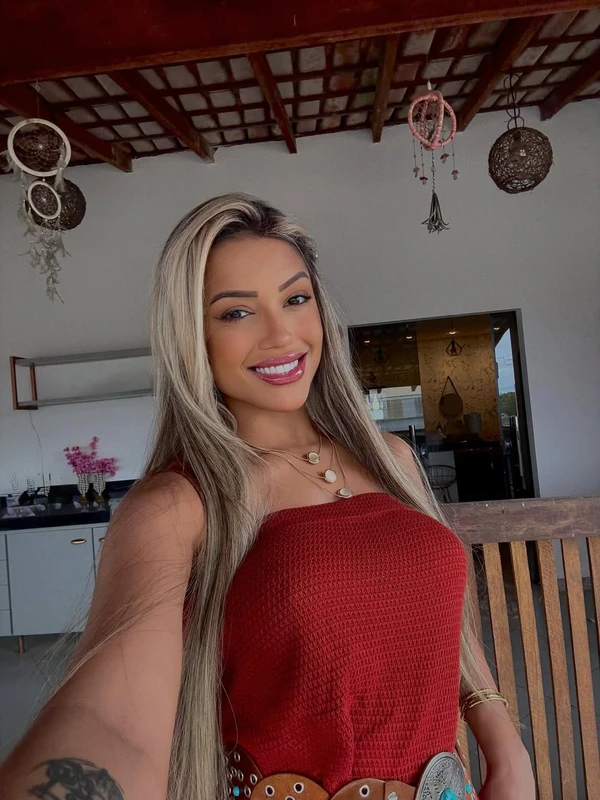 Karlyane Menezes