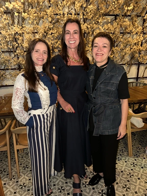 Valeria Vescovi, Luciana Almeida, Adriana Delmaestro