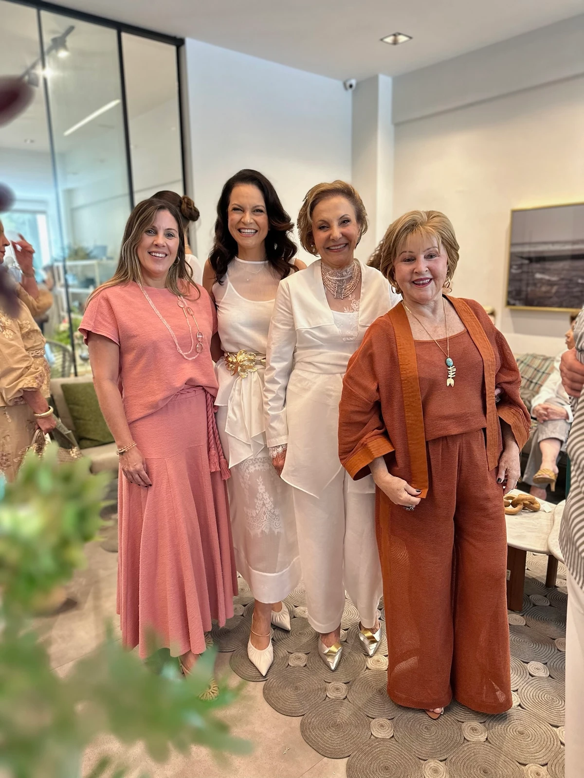 Marcela Souto, Sabrina e Martha Paiva e Carmen Dolores