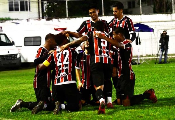 Serra supera o Linhares, se classifica para a final da Série B do Capiabão e garante retorno à Elite por Ricardo Medeiros/A Gazeta