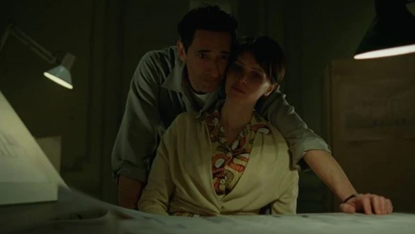 Etimologicamente, a utopia é algo inalcançável, o que não significa que devemos descartá-la; o trabalho do arquiteto, se não é divino, pelo menos é heroico na sua ambição altruísta