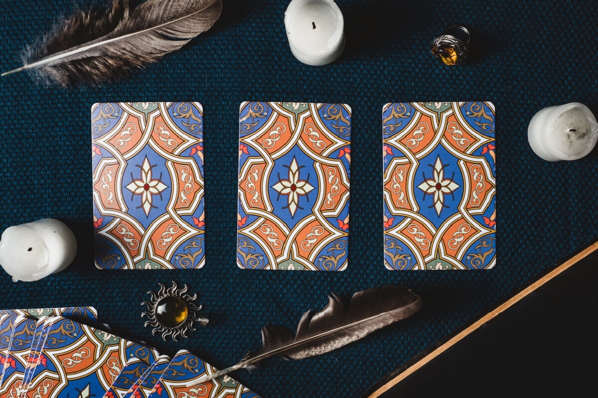 Será uma semana para exercitar a fé e a resiliência (Imagem: SvetikovaV | Shutterstock)