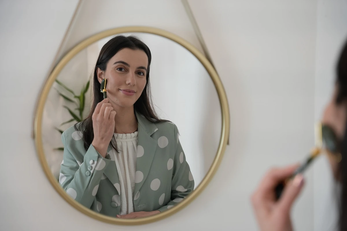 Elis Julião desenvolveu cosméticos veganos. Ela aproveitou que a família planta graviola e criou a marca