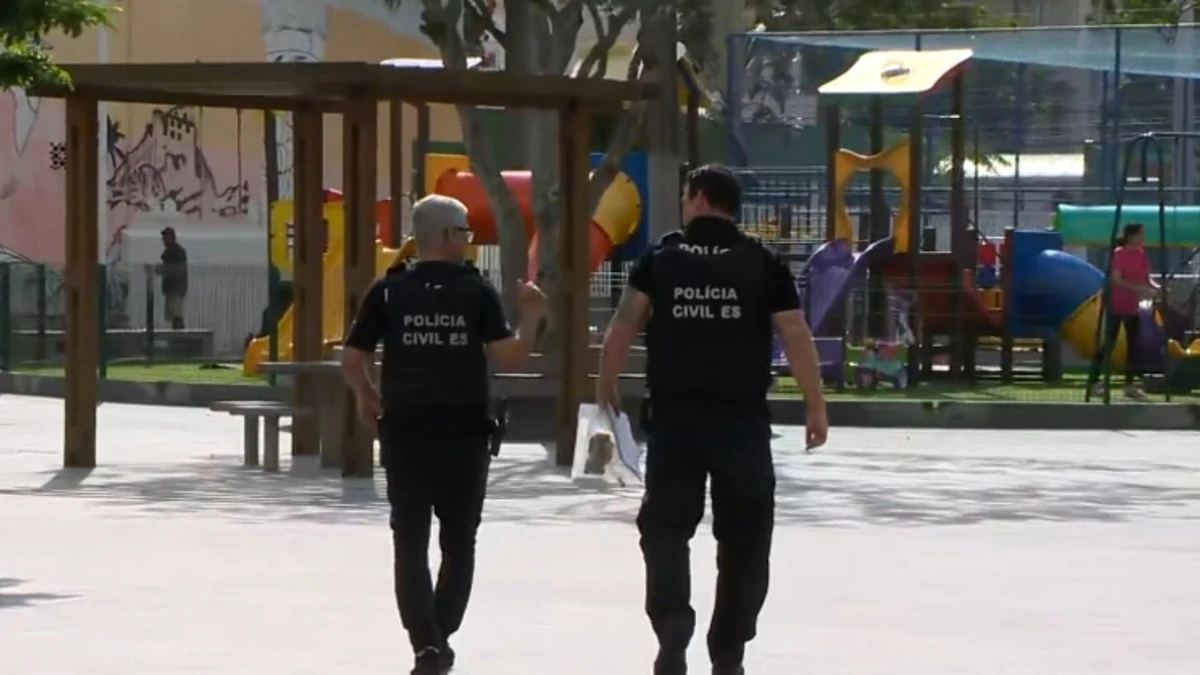 Homem em situação de rua foi encontrado morto em uma praça no bairro Praia das Gaivotas