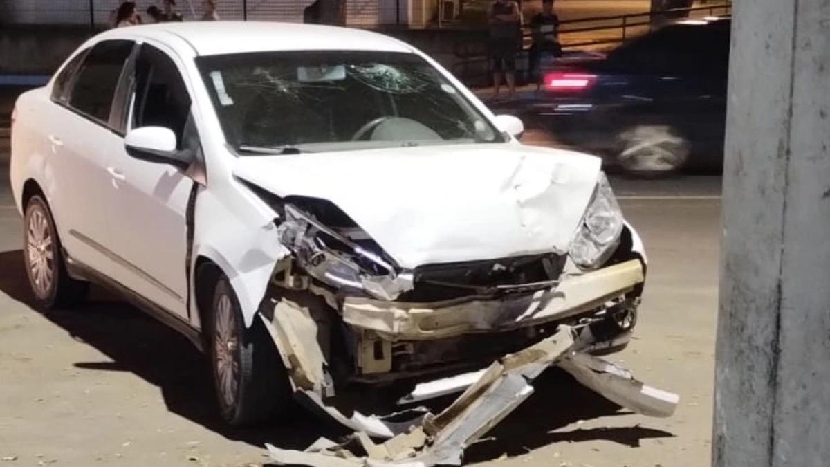 Acidente com 4 carros e motorista alcoolizado deixa feridos em Nova Venécia