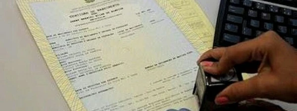 Certidão de nascimento online
