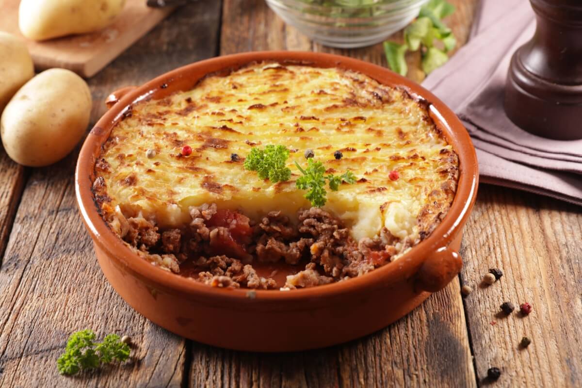 Escondidinho de carne moída (Imagem: margouillat photo | Shutterstock) 