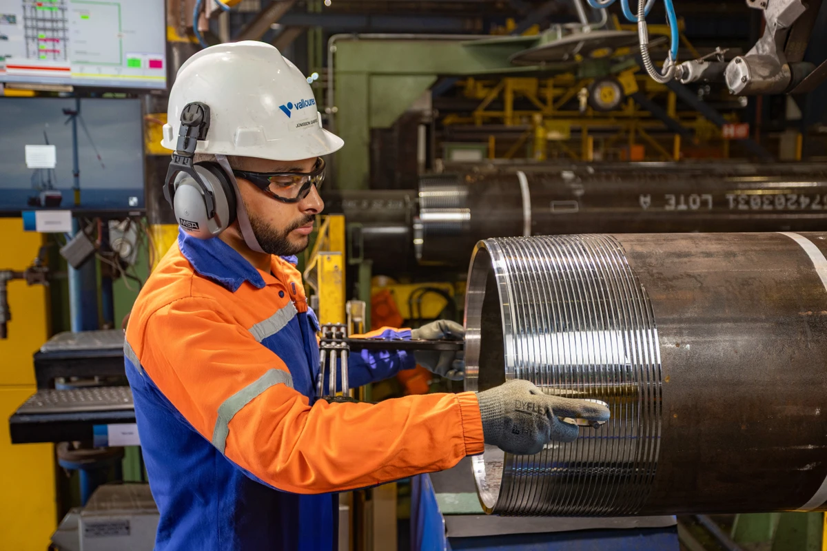 Vallourec contrata profissionais de nível médio