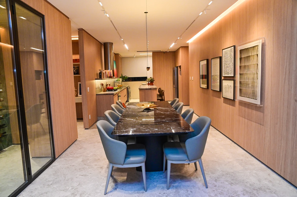 Espaços do decorado do Arti por Clovis Louzada