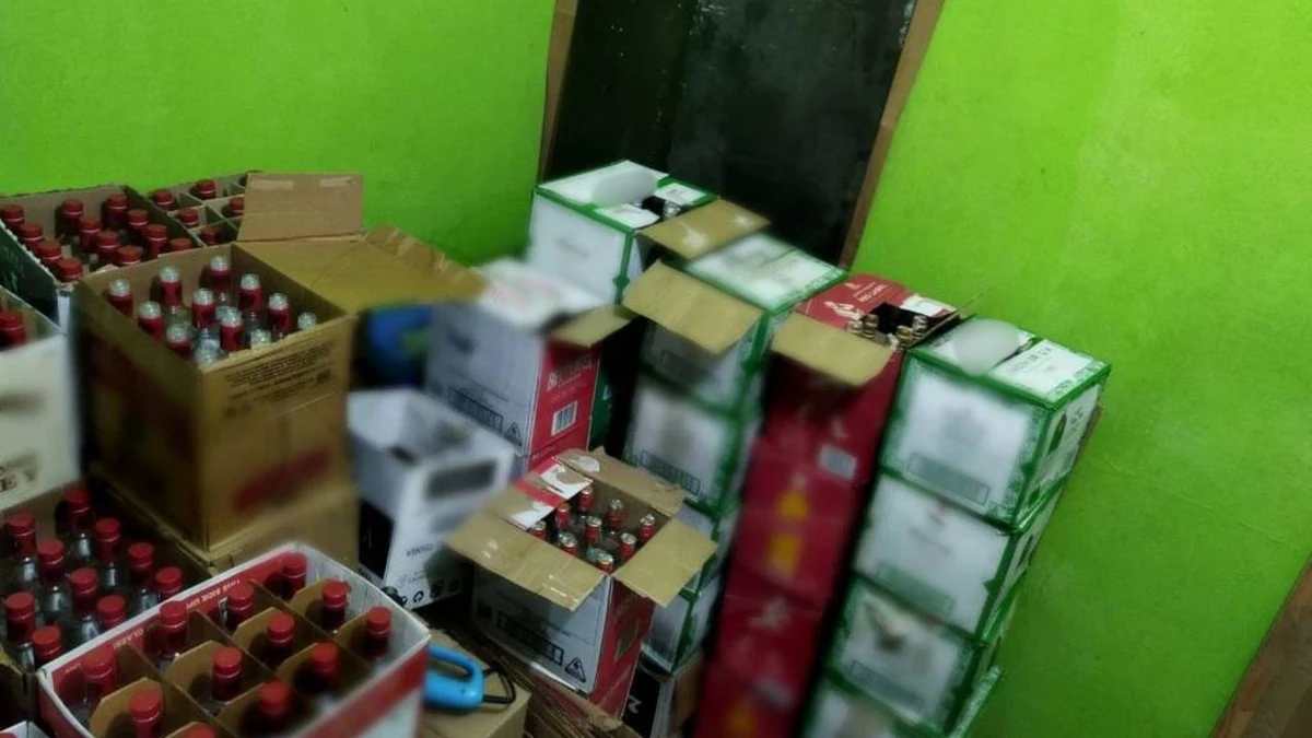 Material apreendido pela polícia na ação