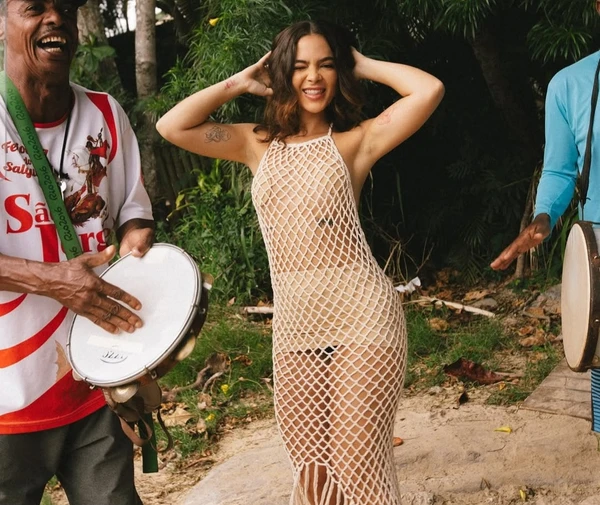 Mel Maia assina coleção com Borana