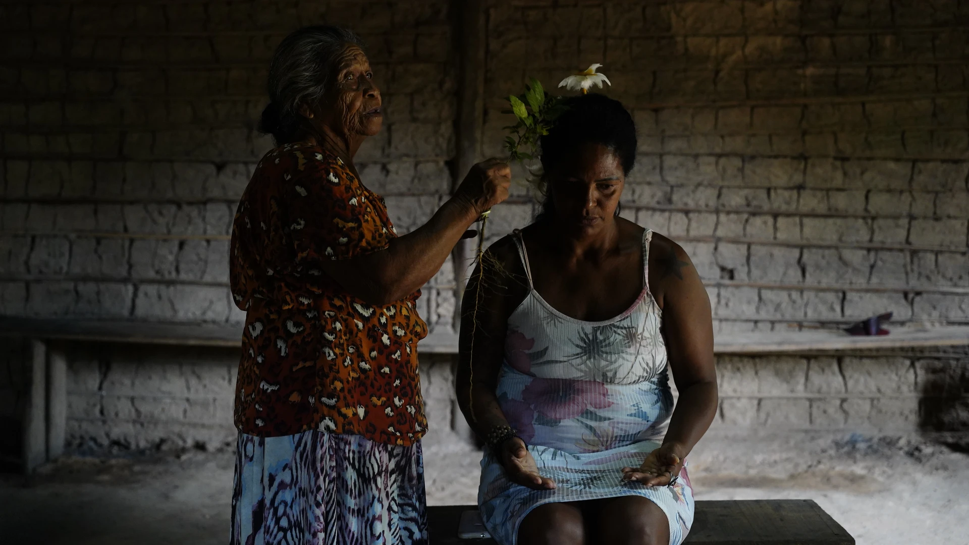 Keretxu Emdey, benzedeira