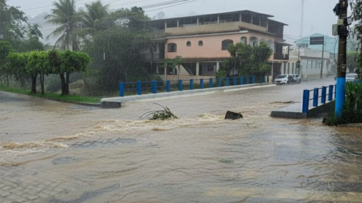 Chuvas causaram transtornos em Muqui, no Sul do ES por Leitor/A Gazeta