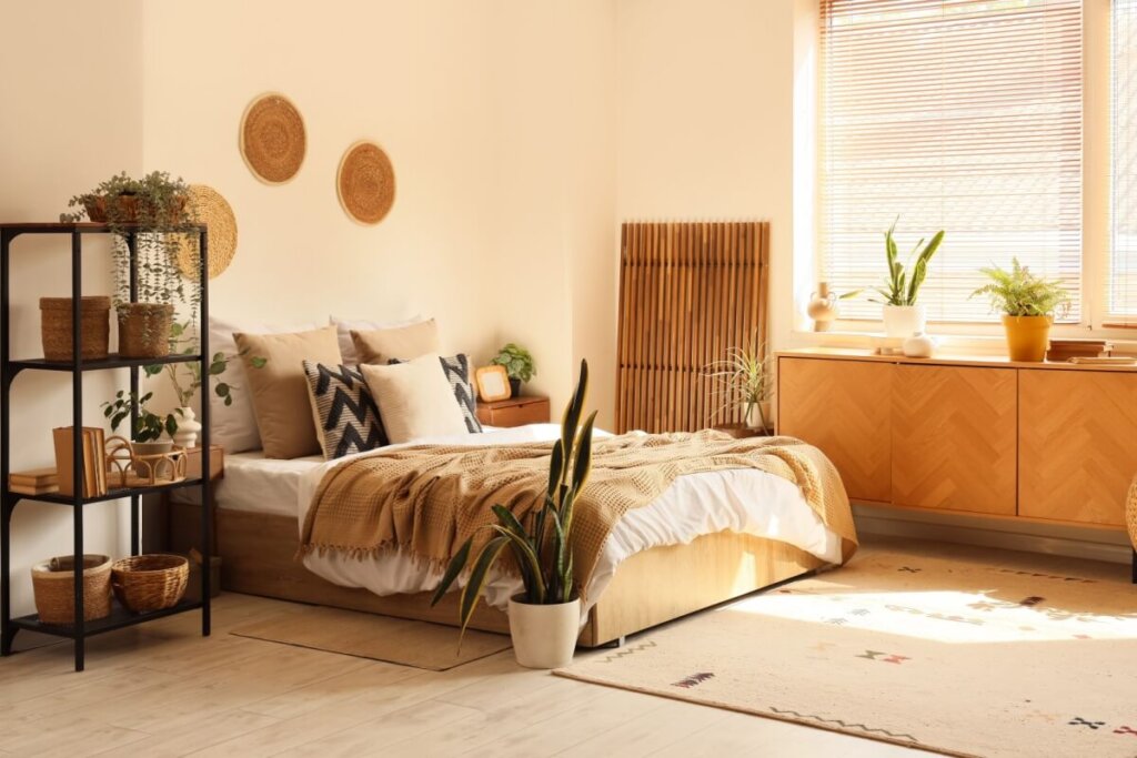 Elementos ligados à primavera podem ser inseridos na decoração da casa (Imagem: Pixel-Shot | Shutterstock)