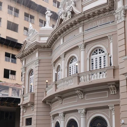 Sextou! Dia também tem concerto de lançamento do álbum “Tinta Fresca”, cantatas de Natal, festa de funks antigos e pagode